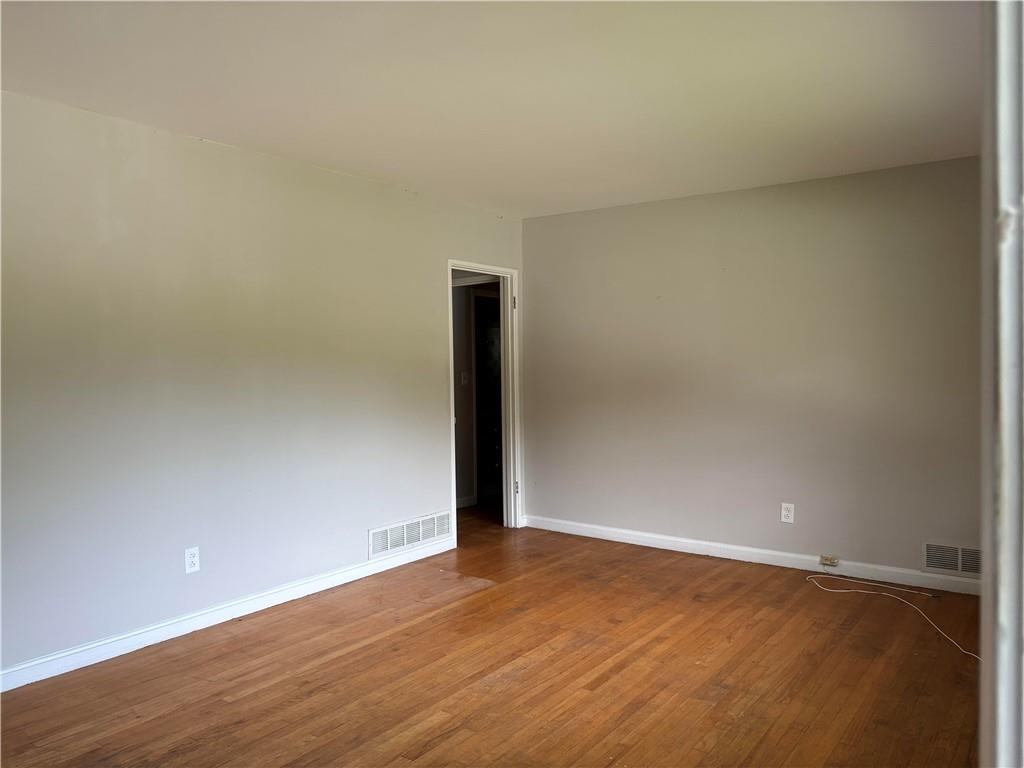 2595 Lancaster Drive