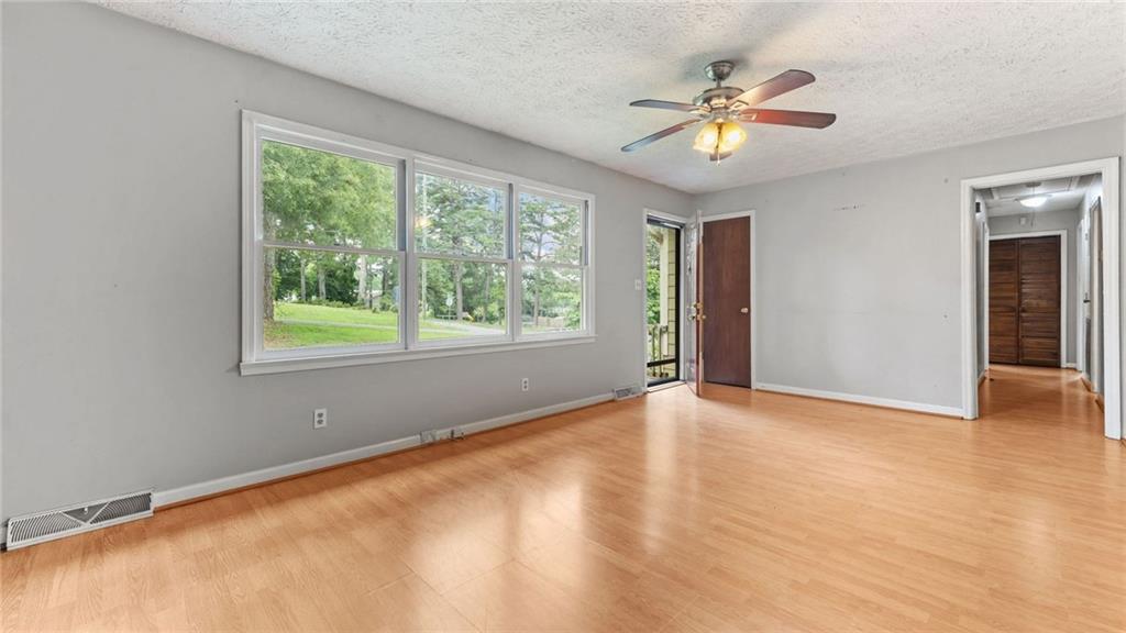 5 Ridgedale Drive SE