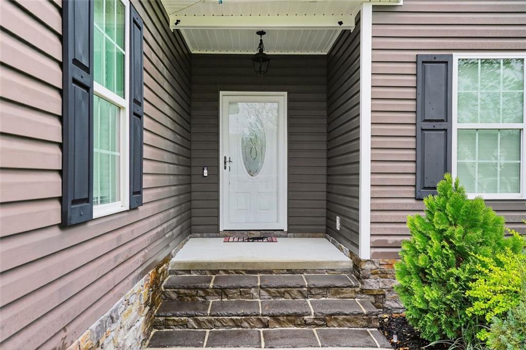 35 COBBLESTONE Boulevard SE