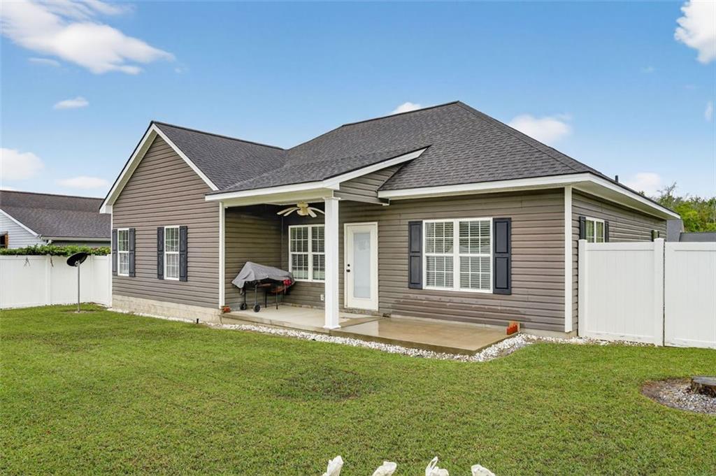 35 COBBLESTONE Boulevard SE