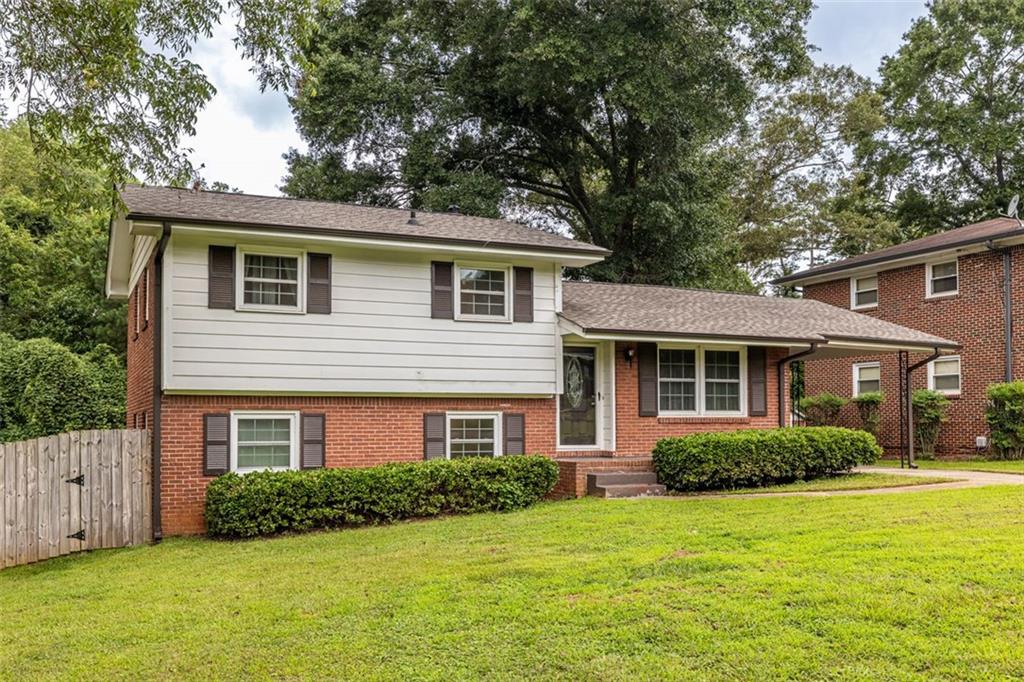 2439 PARKLAND Drive
