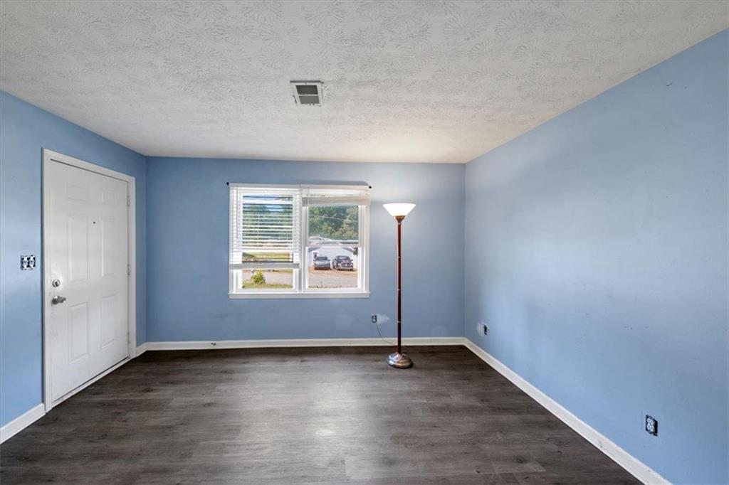 6867 LAURELWOOD Drive