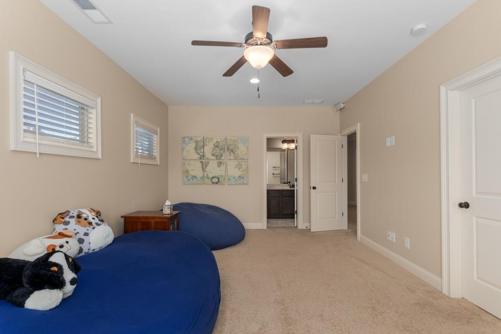 Mabry Manor - Residential