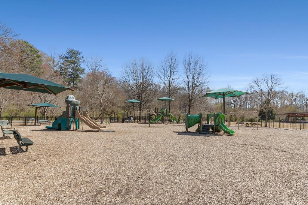 Mabry Manor - Residential