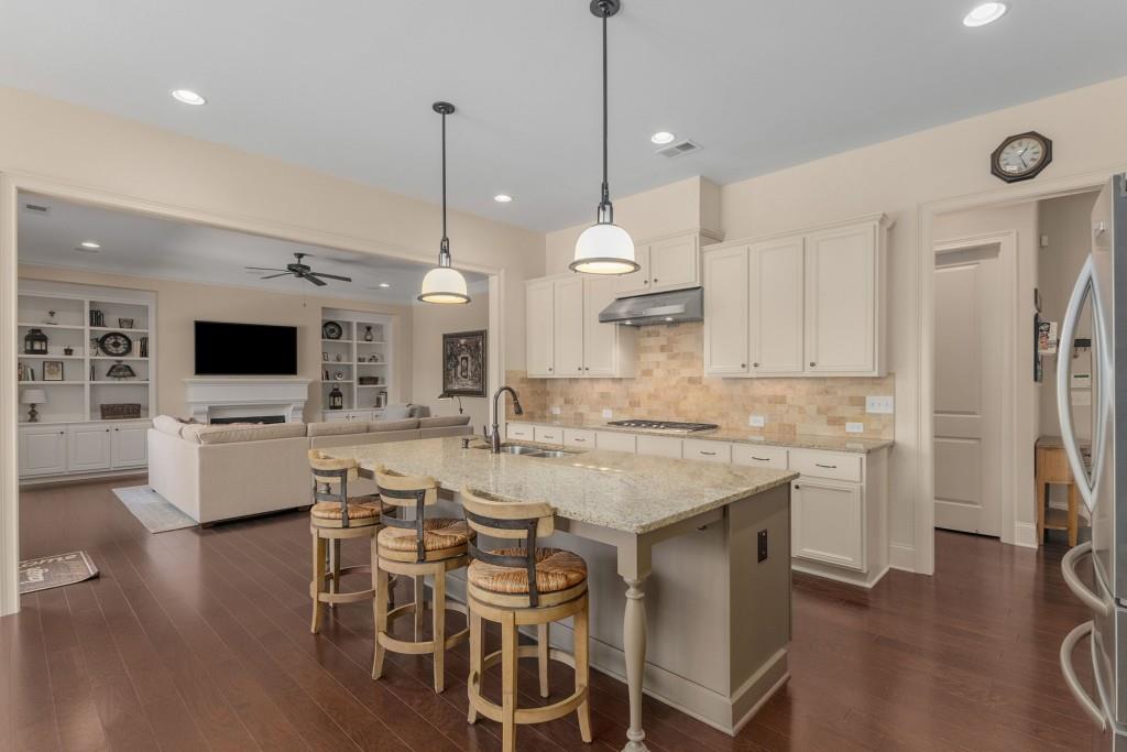 Mabry Manor - Residential