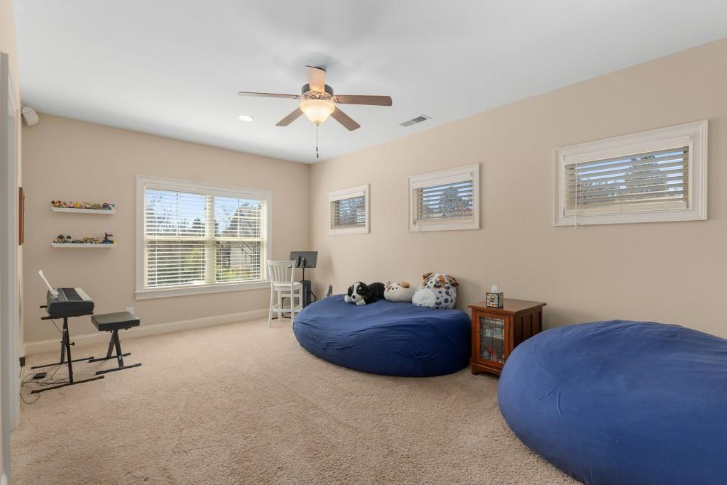 Mabry Manor - Residential