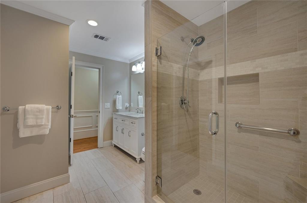 Woodlands Townhomes - Residential