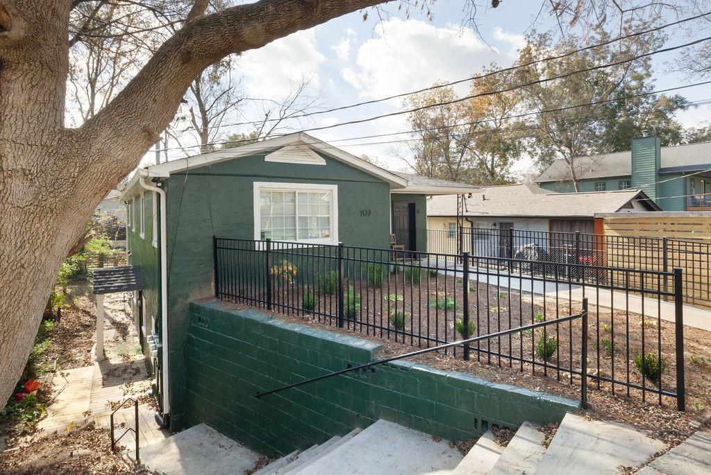 197 South Avenue SE C