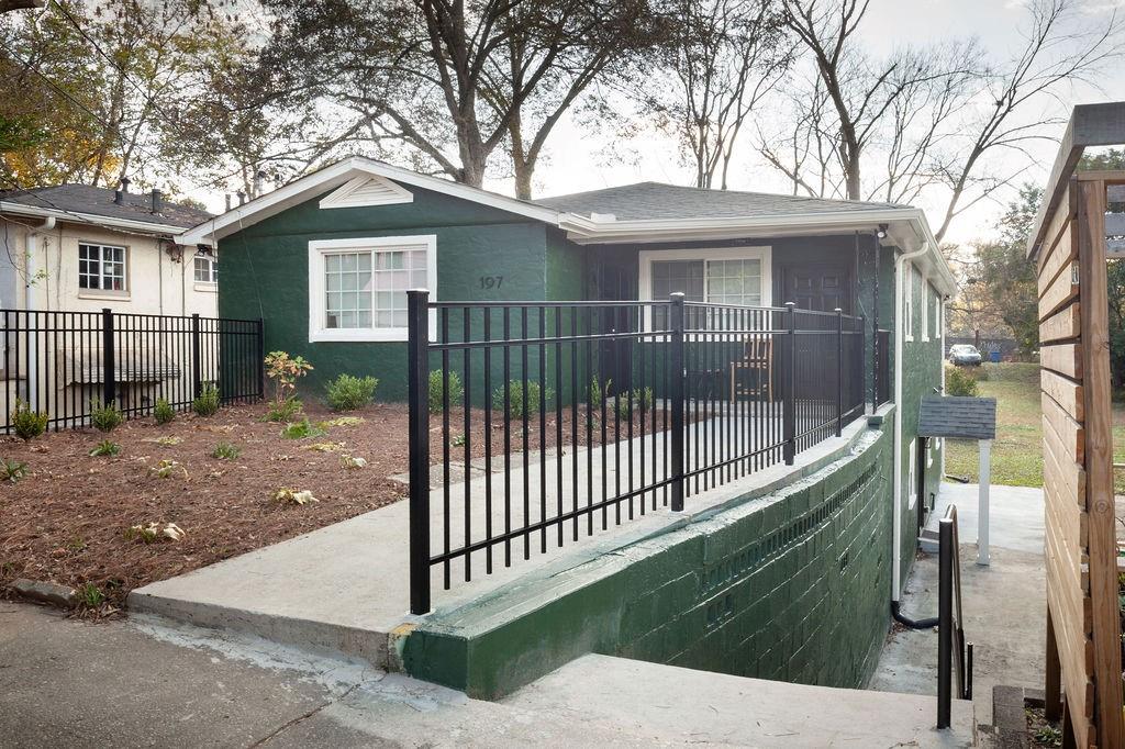 197 South Avenue SE C