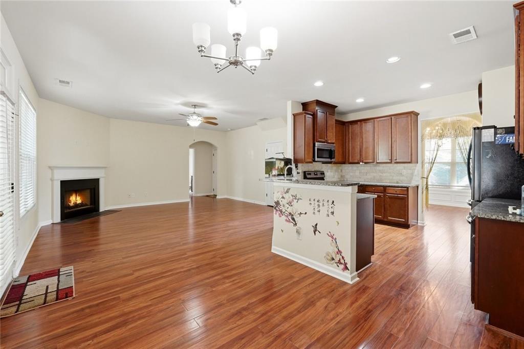 5911 Peltier Trace