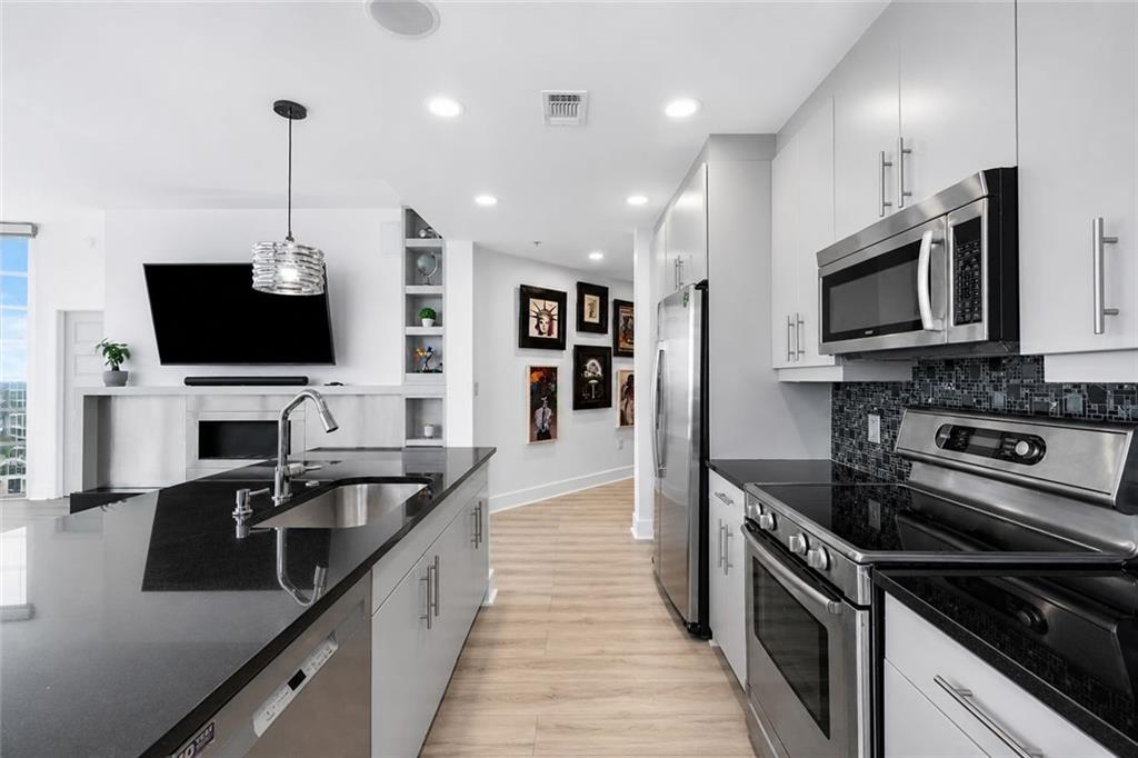 1080 Peachtree Street NE 1410