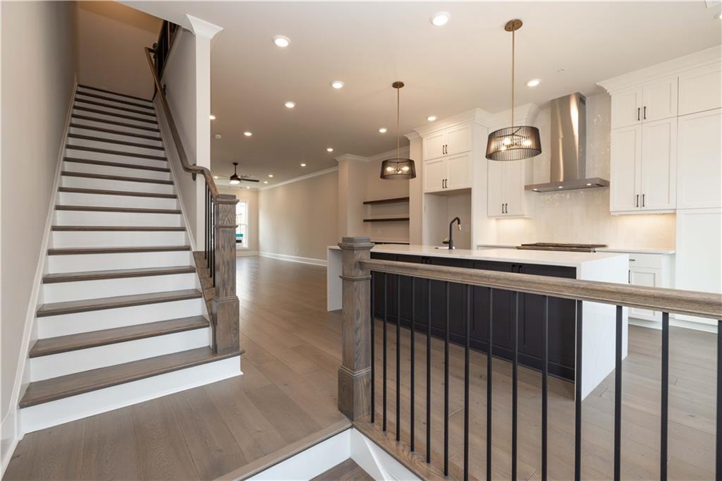 Towns on Thompson - Residential