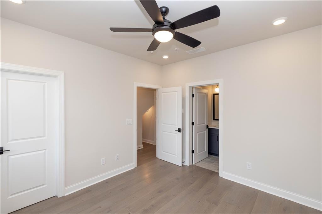 Towns on Thompson - Residential