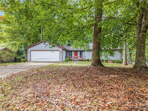 3047 Sanibel Drive Stone Mountain GA 30087