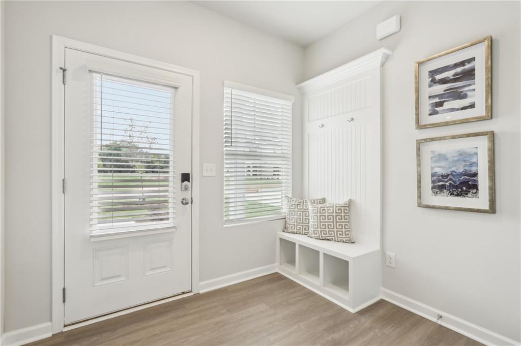 3012 Viewpark Circle