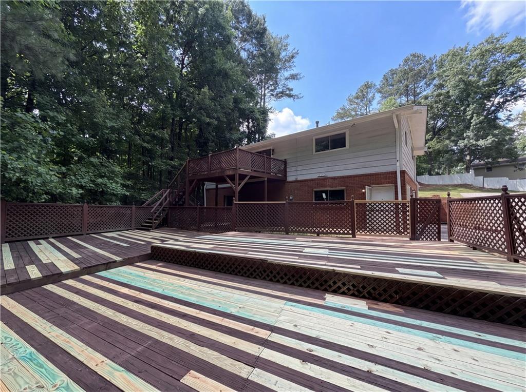 3630 Creekview Circle