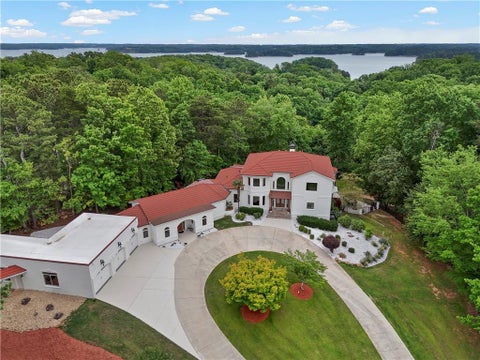 Homes For Sale - 7430 Shadburn Ferry Road<br/> Cumming, GA 30041