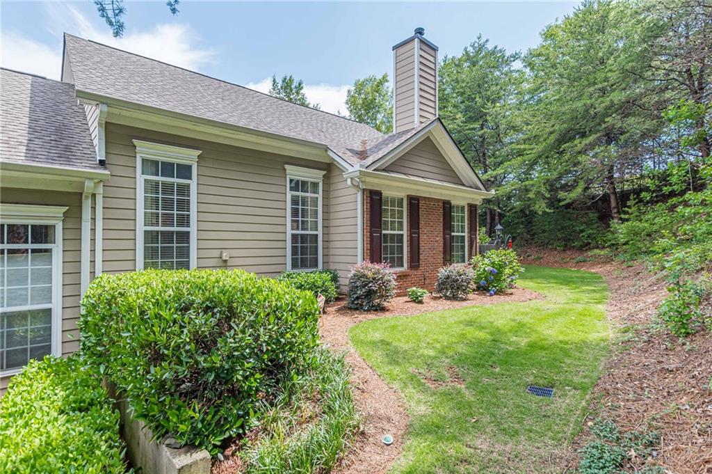 1132 Camry Circle