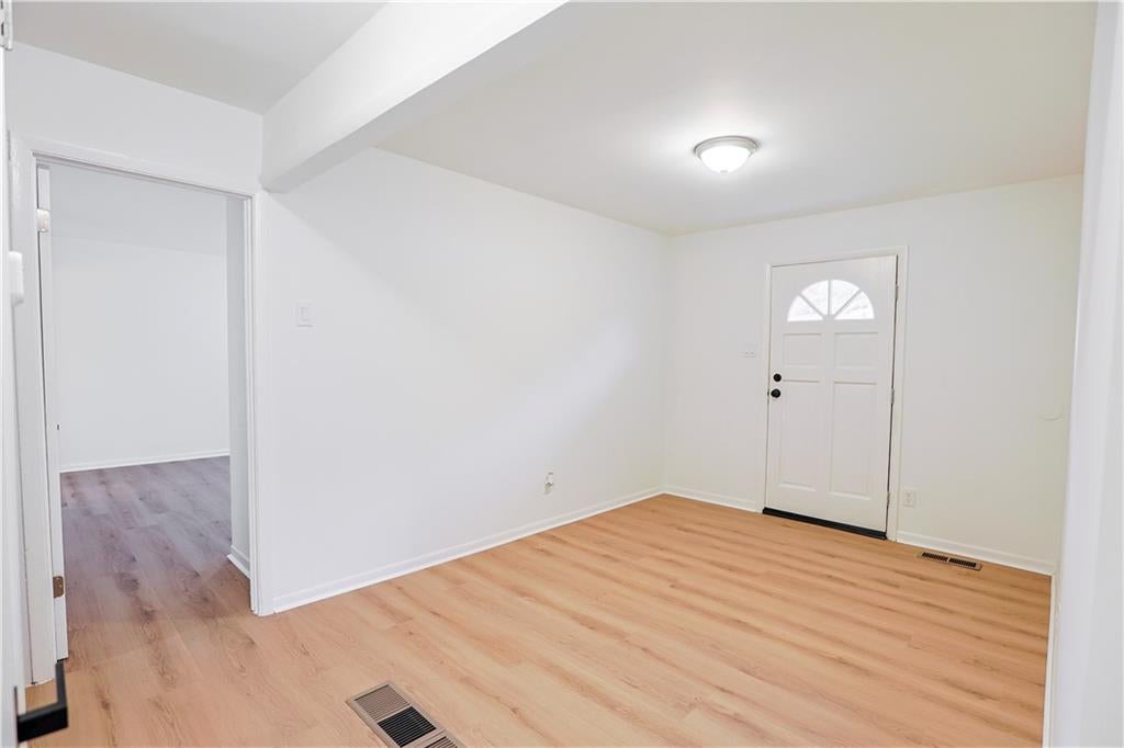 252 Whitworth Drive SW