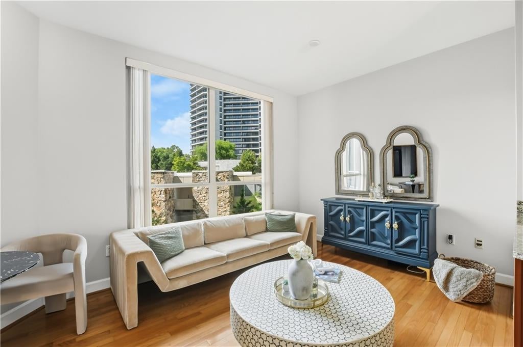 2626 Peachtree Road NW 606
