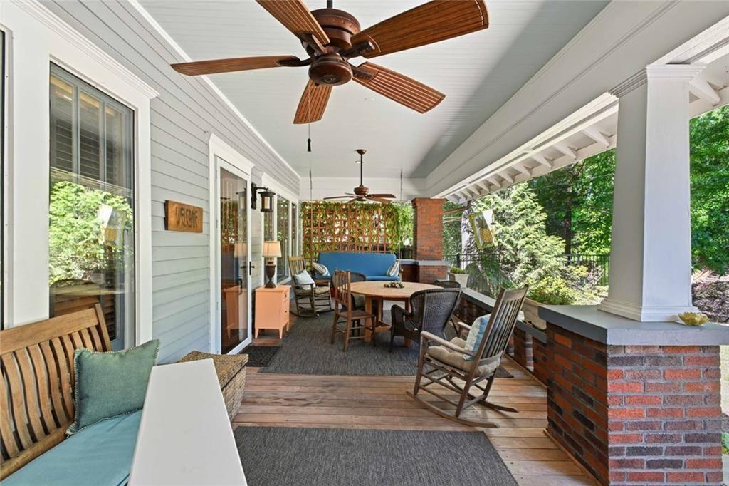 771 St Charles Avenue NE