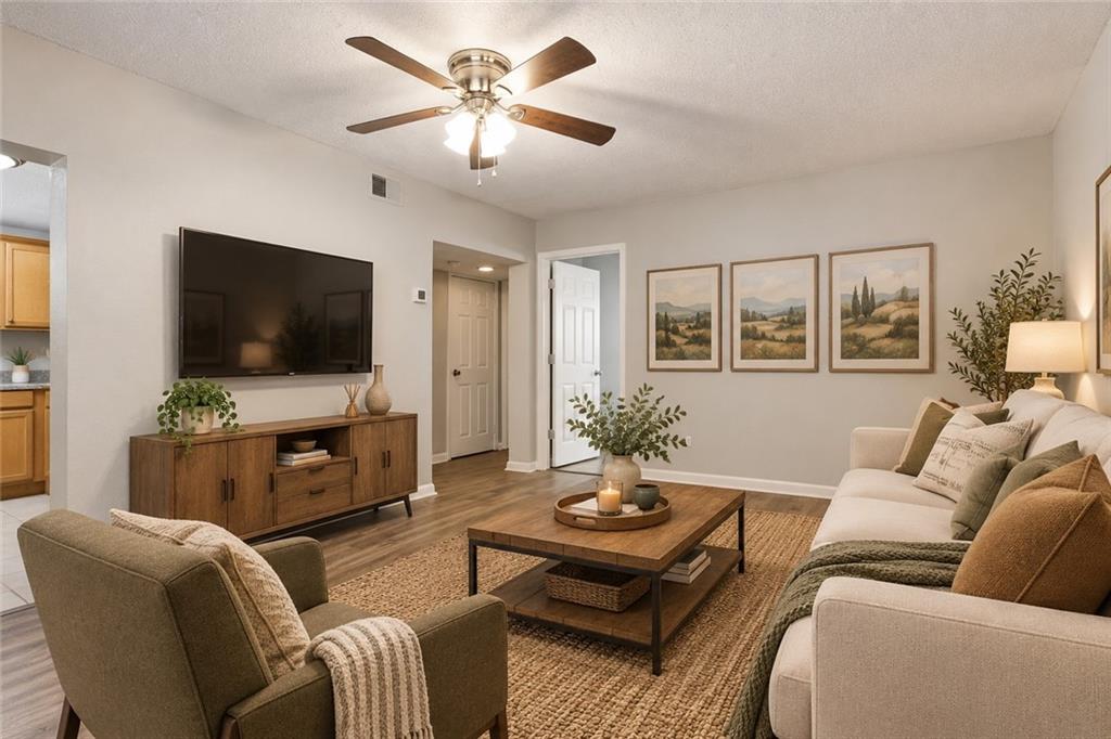 250 Little Street B102