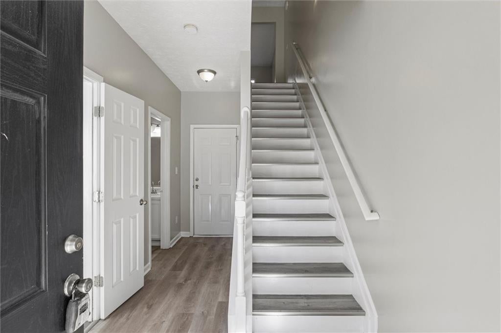 5667 CASCADE Run SW