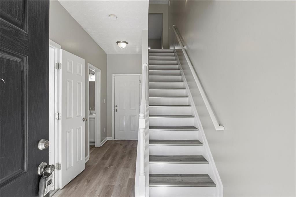 5667 CASCADE Run SW