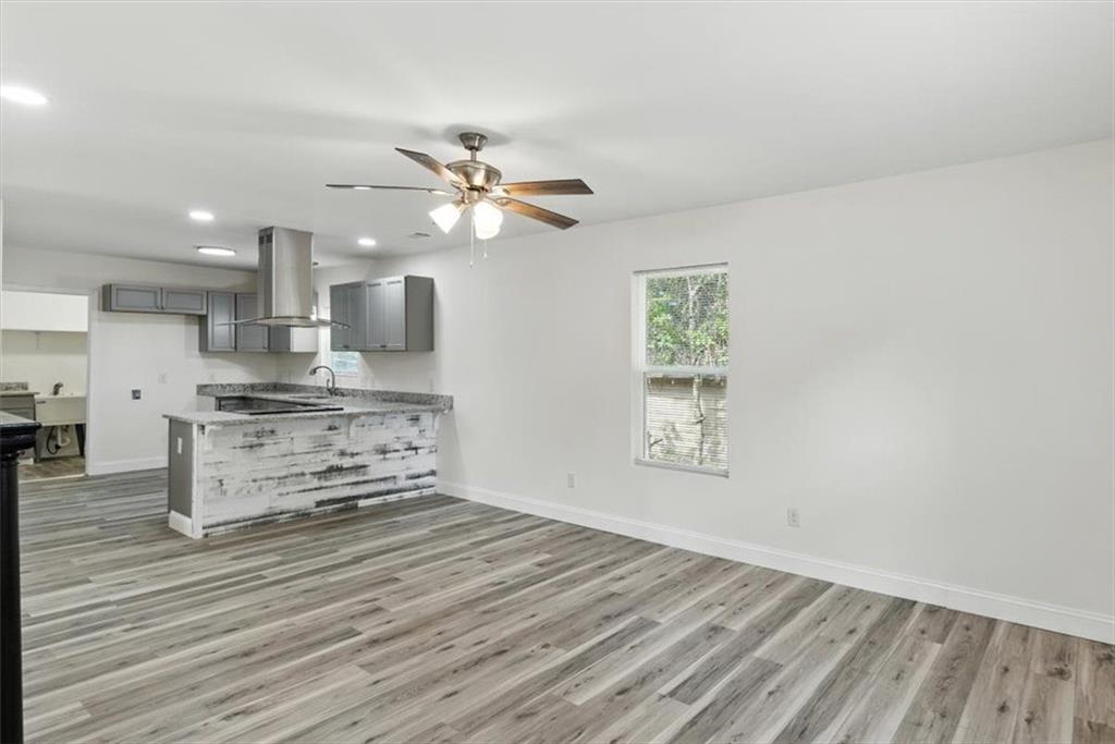 4 Homestead Circle NW