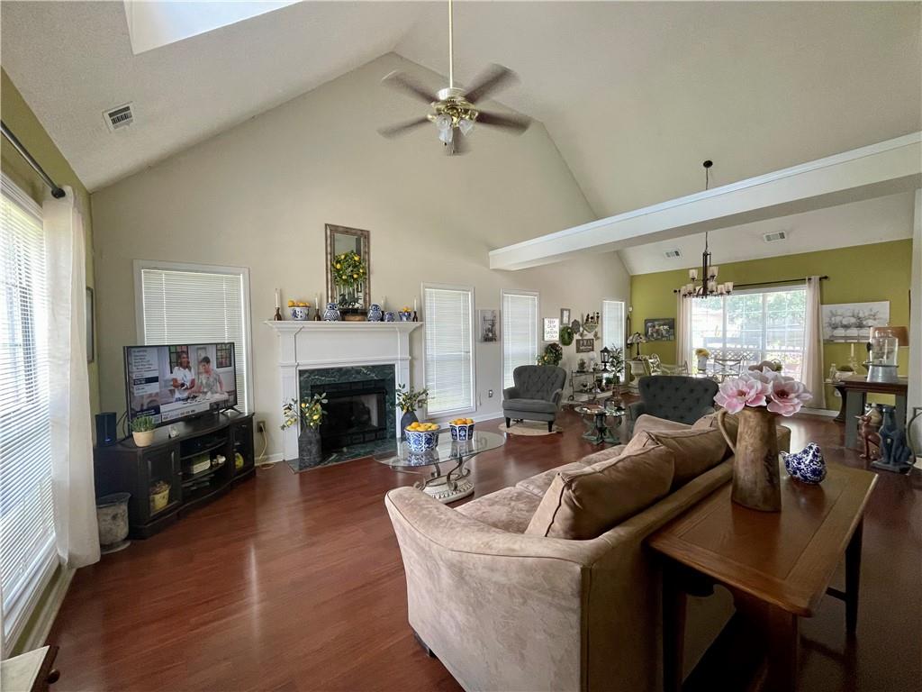 221 Turtle Cove