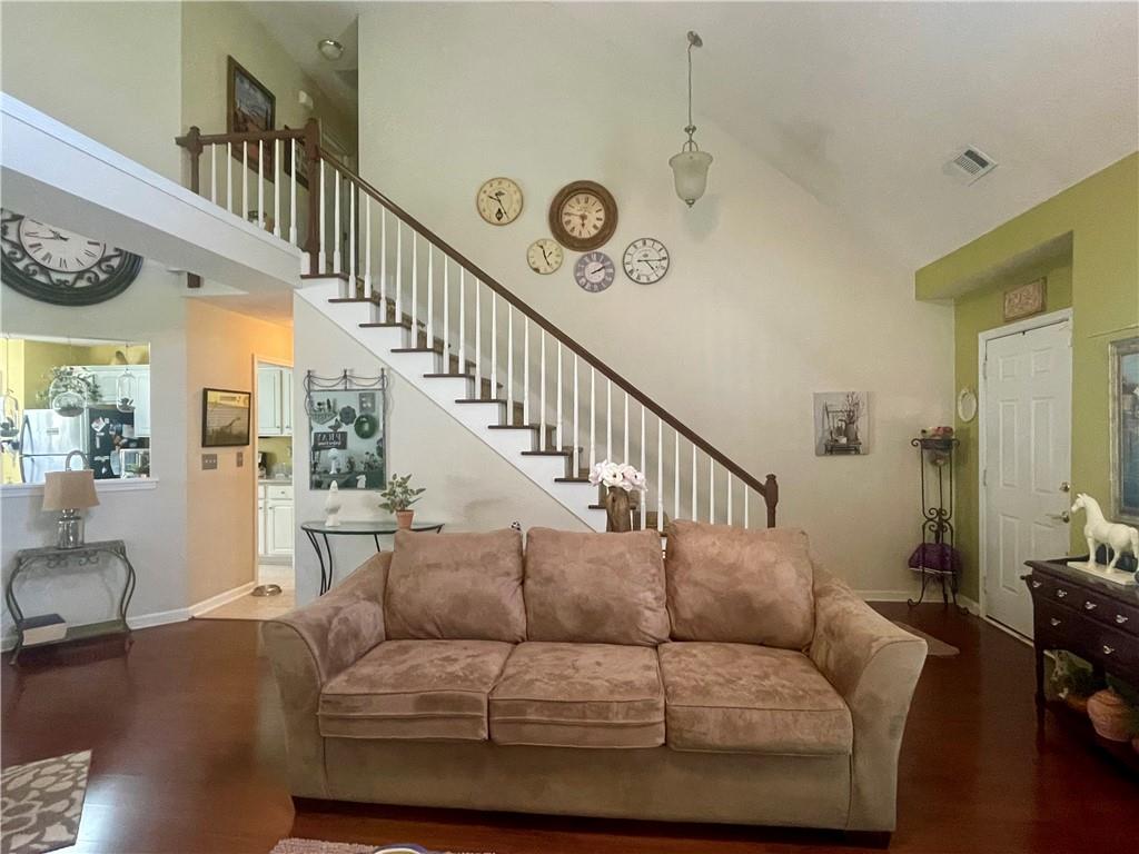221 Turtle Cove