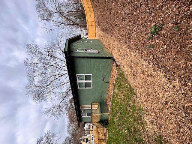 150 BIXBY Terrace SE