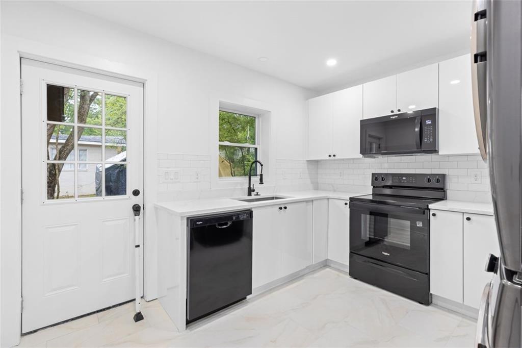 150 BIXBY Terrace SE