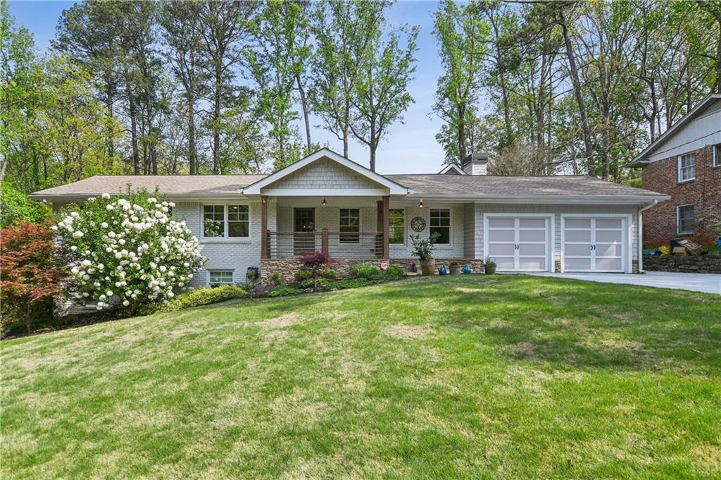 3064 Boxwood Drive NE