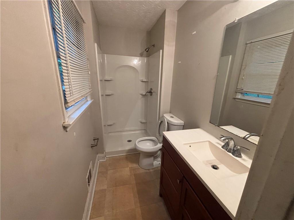 4718 City View Drive, Forest Park, Georgia image 7
