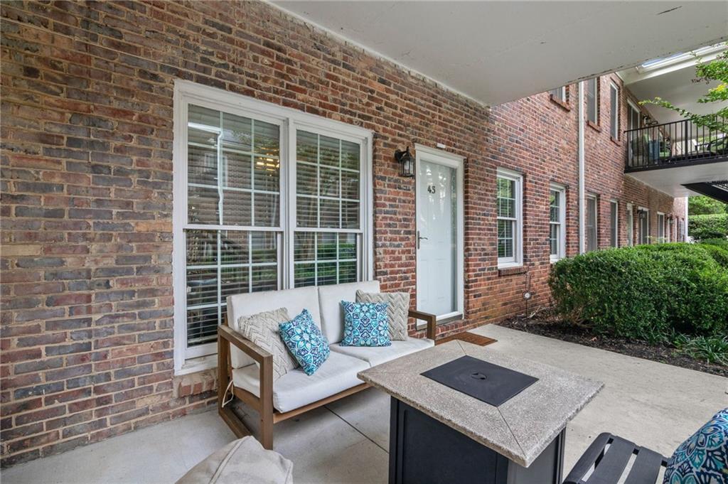 3675 Peachtree Road NE 45