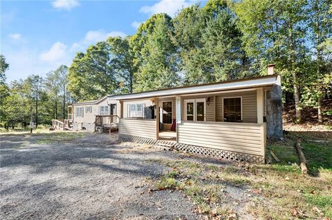 A home in Pendergrass