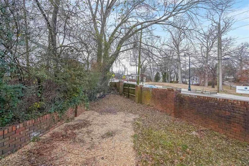 125 Laurel Avenue, Atlanta, Georgia image 17