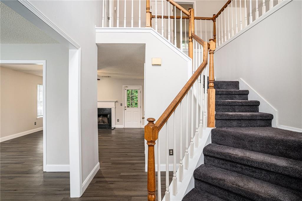 6092 Giles Court, Lithonia, Georgia image 3