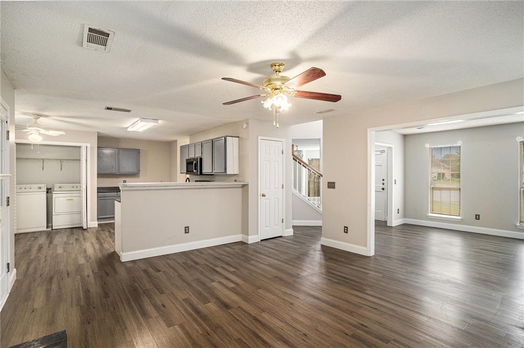 6092 Giles Court, Lithonia, Georgia image 10