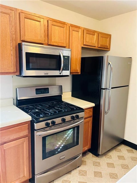 Condo For Sale - 405 Fairburn Road #143<br/> Fulton County, Atlanta, GA 30331
