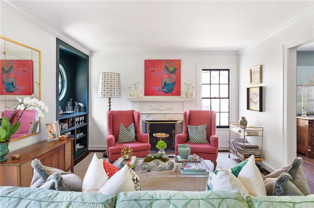 1825 Greystone Road NW