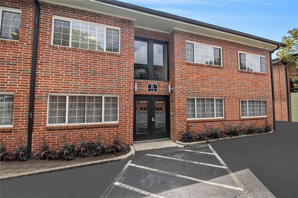 1705 Monroe Drive NE B4