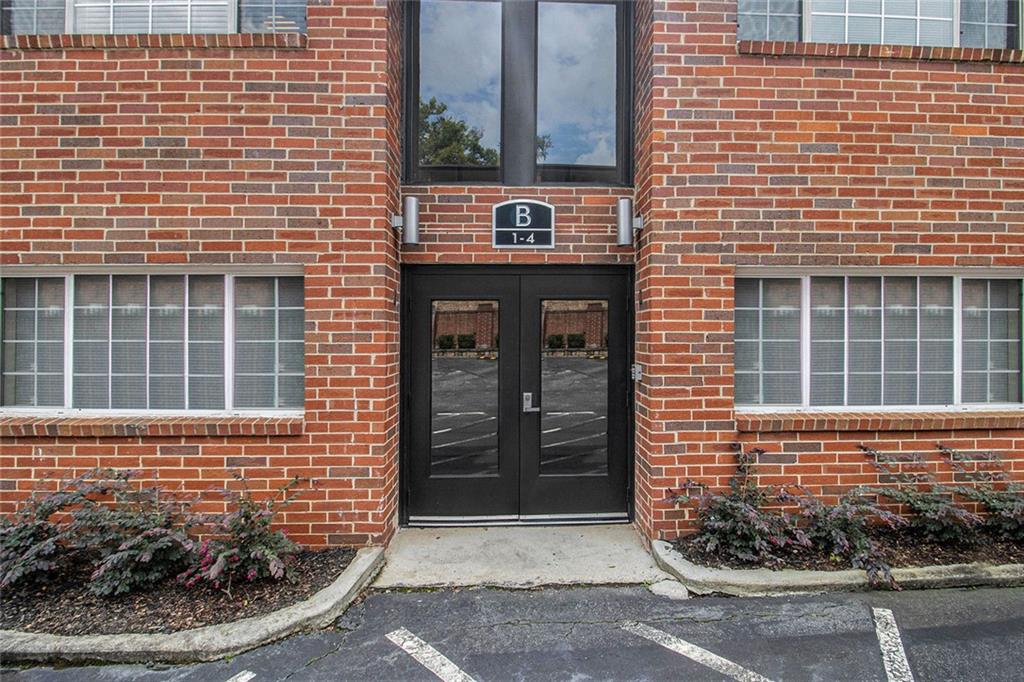 1705 Monroe Drive NE B4