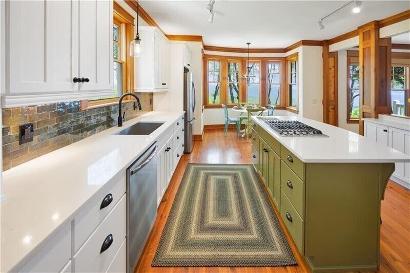 1093 Lower Sassafras Parkway