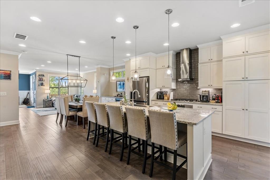 1305 Faircrest Way