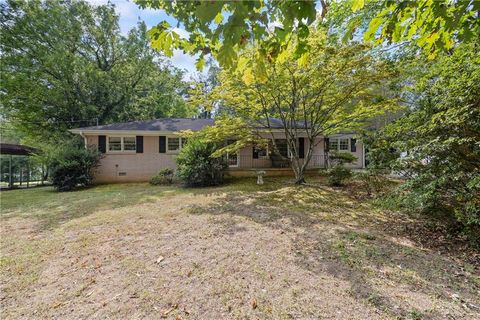 Homes For Sale - 589 Creek View Drive<br/> Lawrenceville, GA 30044