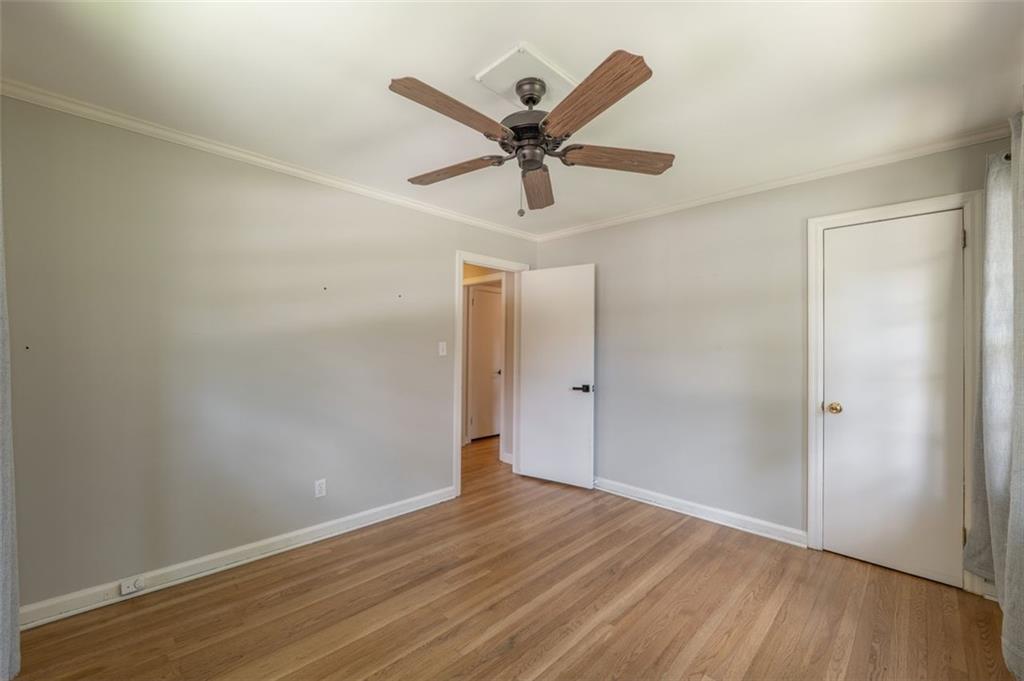 305 Brookwood Drive SW