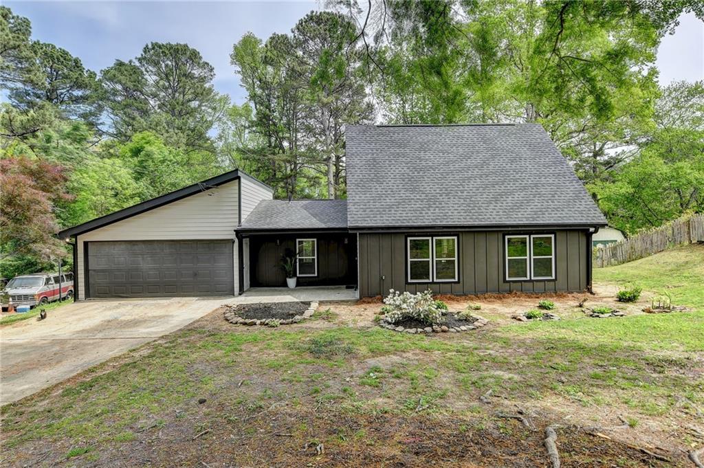 226 Sandra Drive, Lilburn, Georgia image 2
