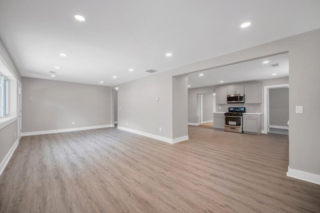 1528 Alder Lane SW